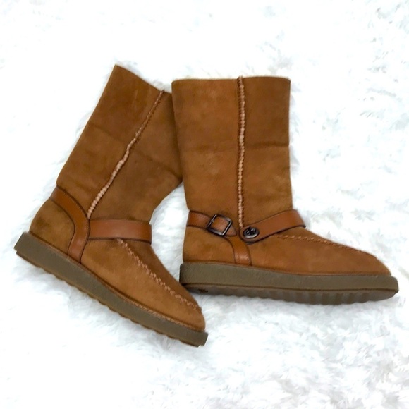 Coach Fold Down Sherling Boots - Picture 1 of 15